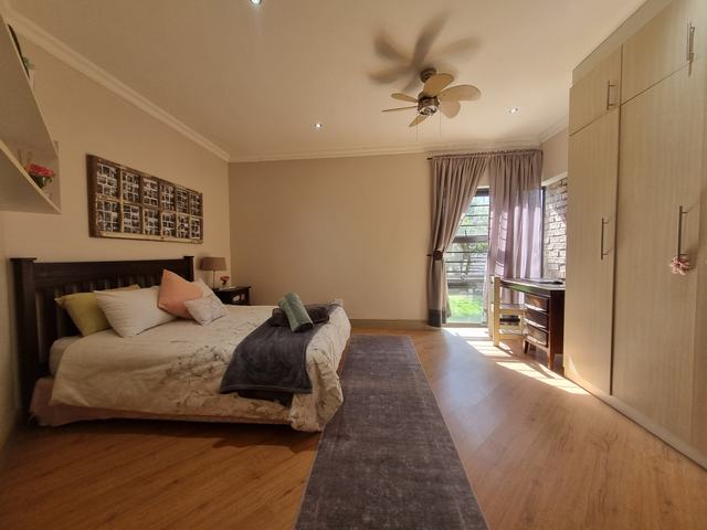 4 Bedroom Property for Sale in Ceres Western Cape